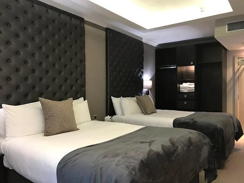 The Continental Hotel, Heathrow Hounslow 4*,  United Kingdom